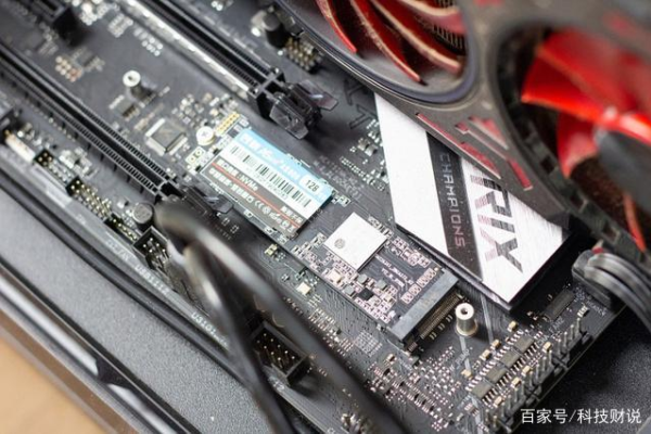 如何为服务器安装PCIe SSD硬盘 (服务器 安装 pcie ssd硬盘)