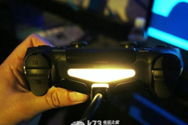 ps4手柄充不进电怎么办