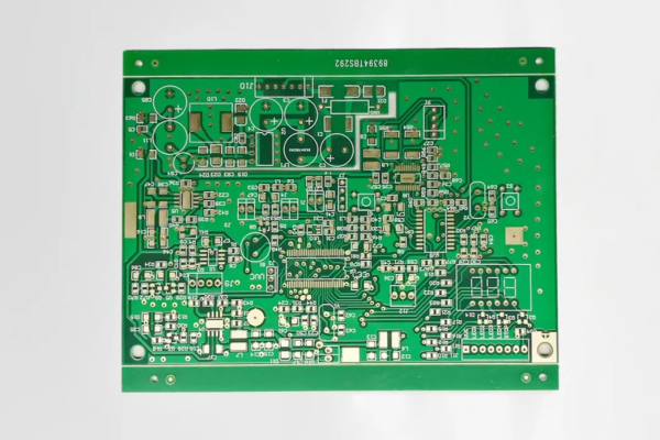 服务器PCB与消费级PCB之间有哪些关键差异？