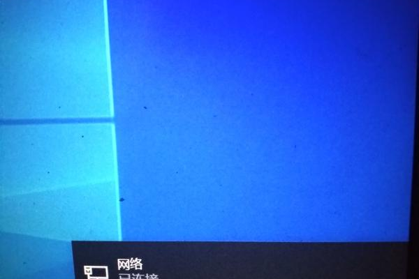 为什么Windows 10系统中找不到WiFi选项，只剩下飞行模式的选项？