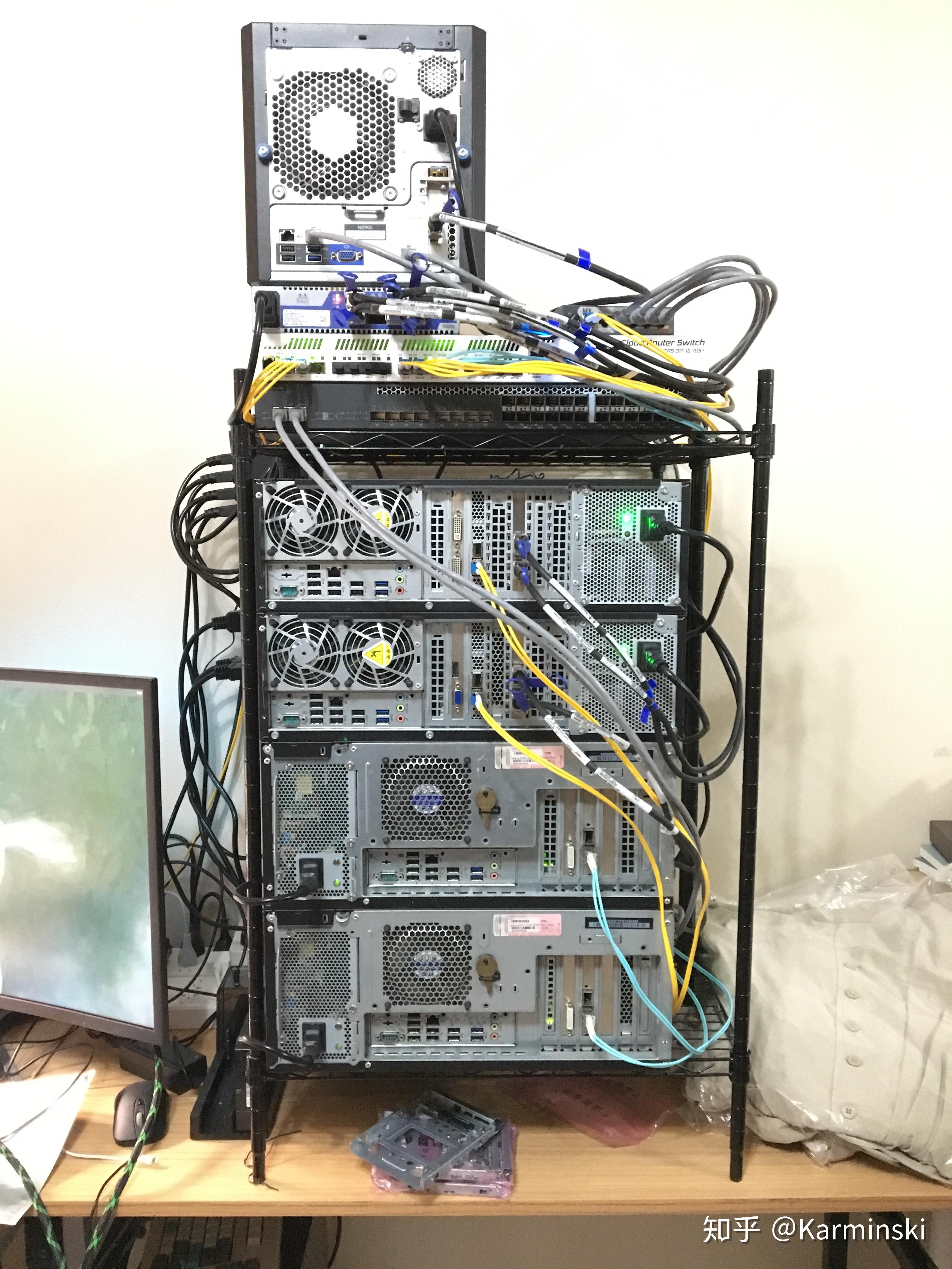 如何搭建一个高效能的自制家庭服务器？