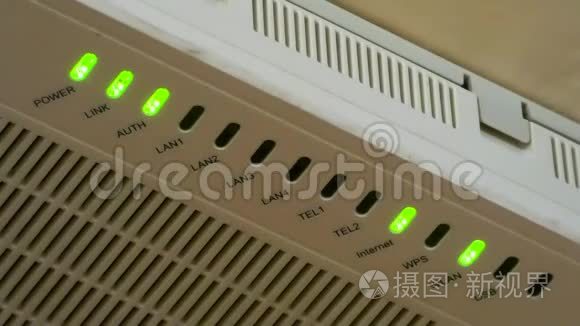 光纤路由器网络E绿色闪的现象  第1张