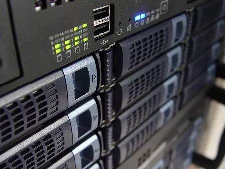 服务器报警声响起，这究竟意味着什么？  第1张