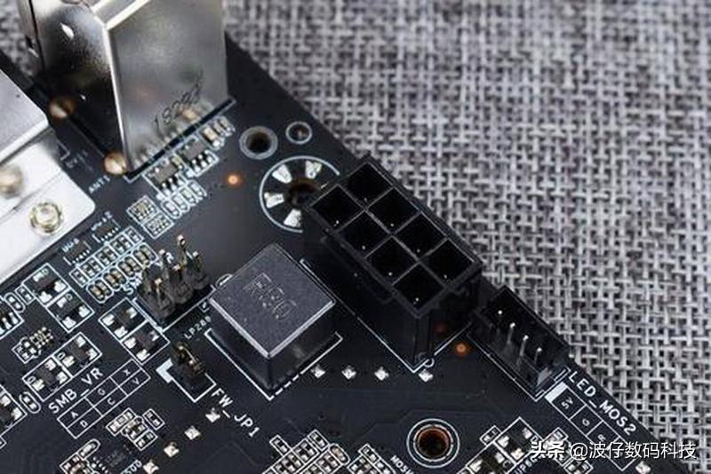 服务器扩展插槽的作用是什么？  第1张