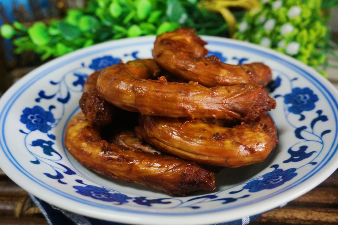 鸡脖子的做法 盐水鸡脖子做法？