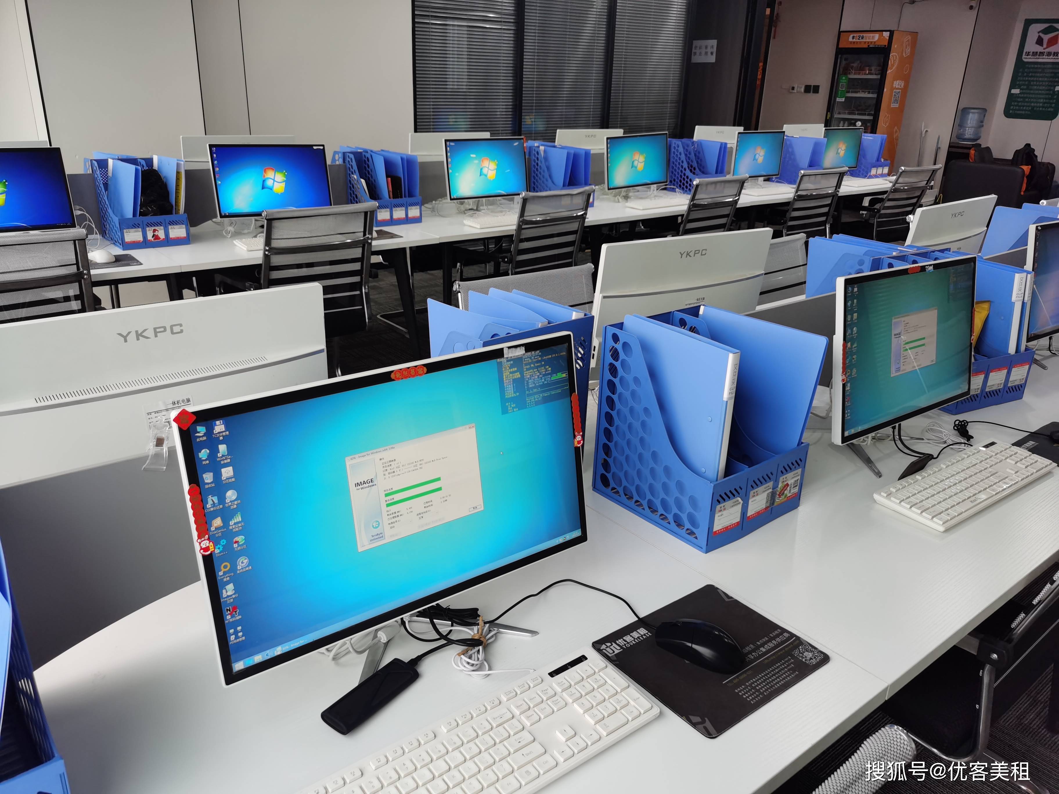 为什么企业需要考虑租用主机,如何选择适合企业的主机租用方案