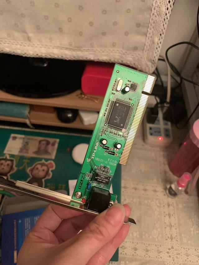 物理机单网卡够用吗？