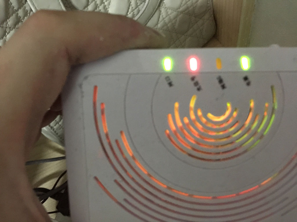 WiFi盒为什么一直亮红灯  第1张