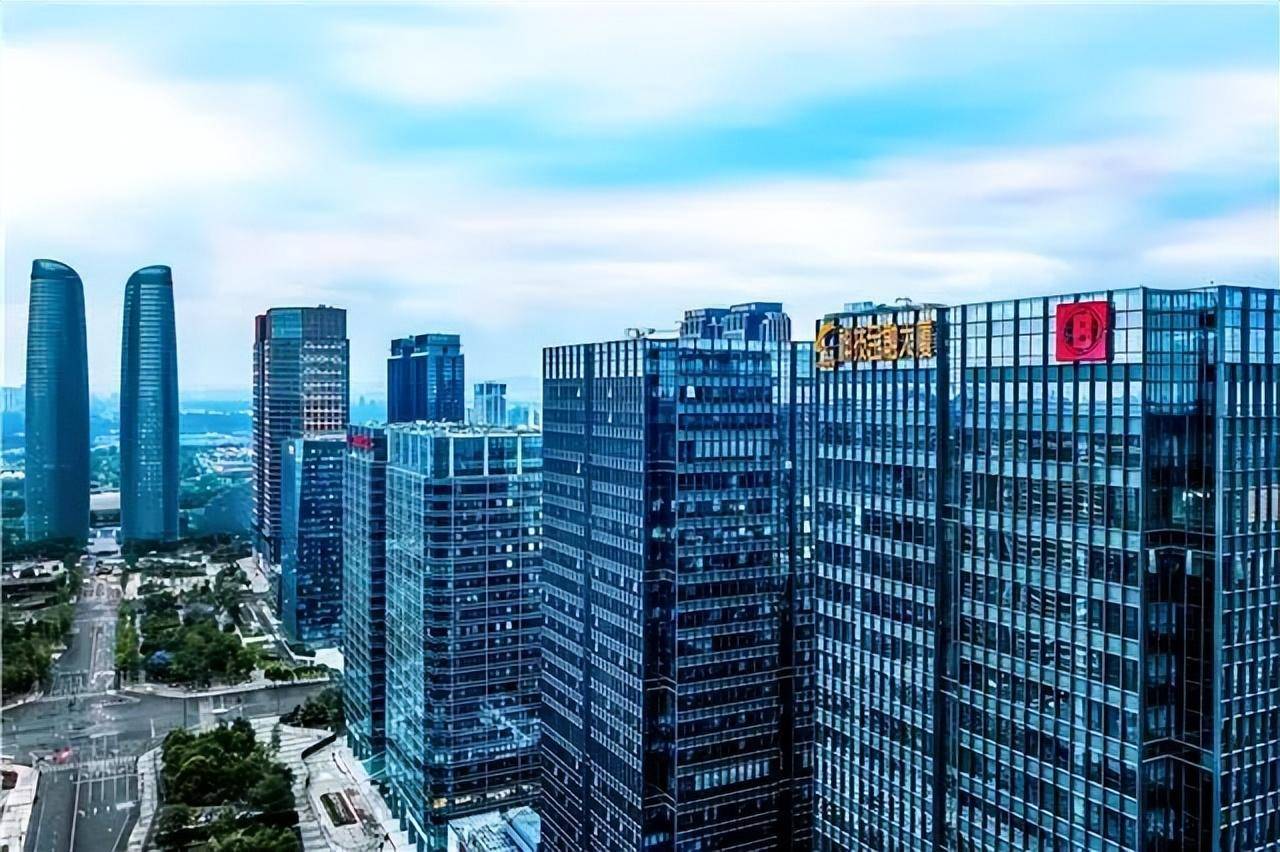 成都高新建设开发公司业务范围及资质详情?是否属于大型国企? 第3张 成都高新建设开发公司业务范围及资质详情?是否属于大型国企? 第3张