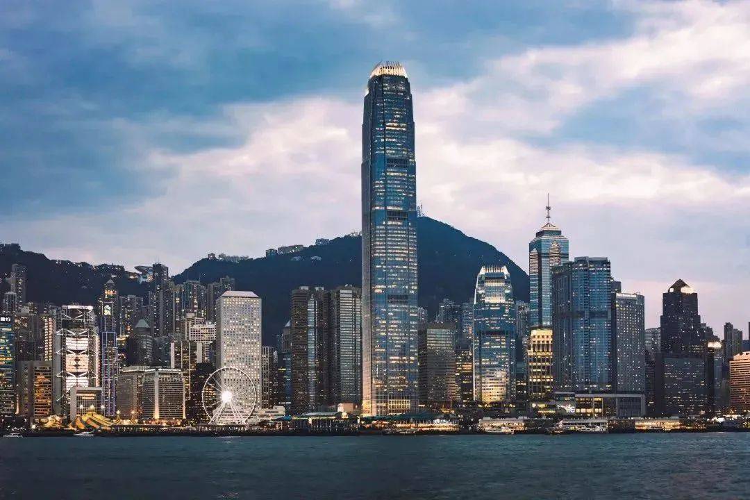 香港域名是否需要备案?详解香港地区域名备案政策与要求。 第2张 香港域名是否需要备案?详解香港地区域名备案政策与要求。 第2张