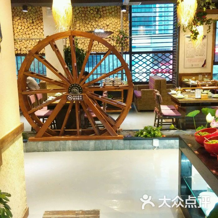 平顶山市卫东区阿丽斑鱼云南原生态餐厅,云南风味鱼宴为何如此吸引食客? 第2张 平顶山市卫东区阿丽斑鱼云南原生态餐厅,云南风味鱼宴为何如此吸引食客? 第2张