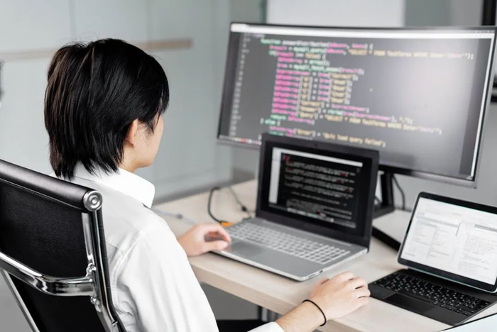 服务器编程语言怎么选?Python 和 Java 哪个更适合后端开发 第3张 服务器编程语言怎么选?Python 和 Java 哪个更适合后端开发 第3张