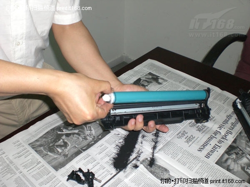 立思辰7531cdn硒鼓废粉清理,如何高效安全操作? 第2张 立思辰7531cdn硒鼓废粉清理,如何高效安全操作? 第2张