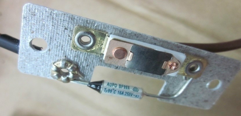 3150cdn电晕丝接触点究竟位于何处?详细位置揭晓! 第3张 3150cdn电晕丝接触点究竟位于何处?详细位置揭晓! 第3张