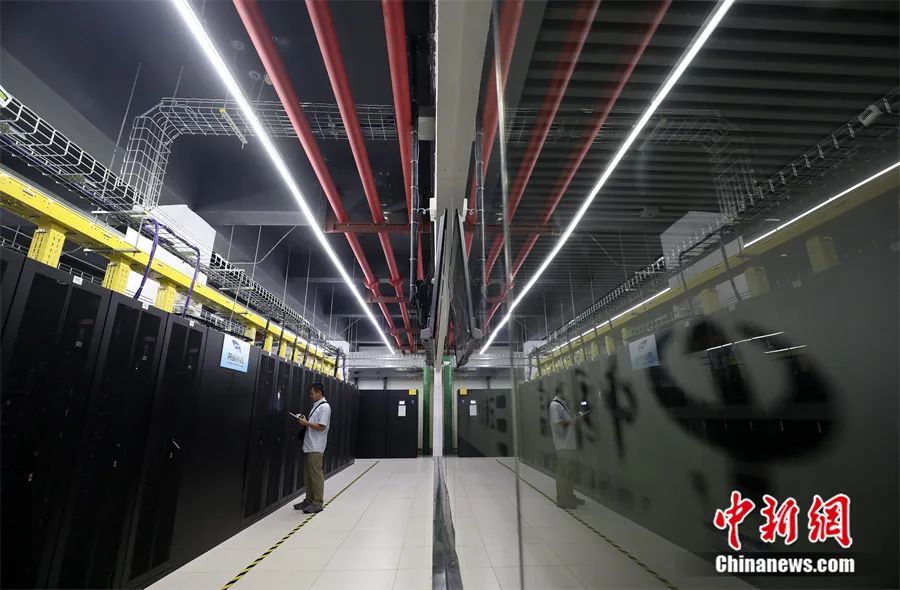 湖南服务器湖南为何如此重要?揭秘其在地区发展中的关键作用! 第2张 湖南服务器湖南为何如此重要?揭秘其在地区发展中的关键作用! 第2张