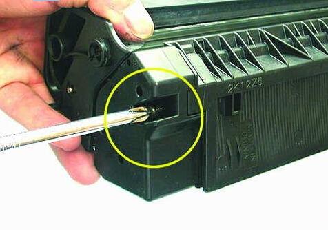 MfC9140cdn打印机清废粉仓步骤详解,为何总是出现废粉仓问题? 第1张 MfC9140cdn打印机清废粉仓步骤详解,为何总是出现废粉仓问题? 第1张