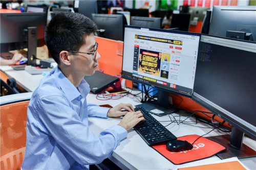 网站开发工作图片有哪些?网站开发工作实拍图 第2张 网站开发工作图片有哪些?网站开发工作实拍图 第2张