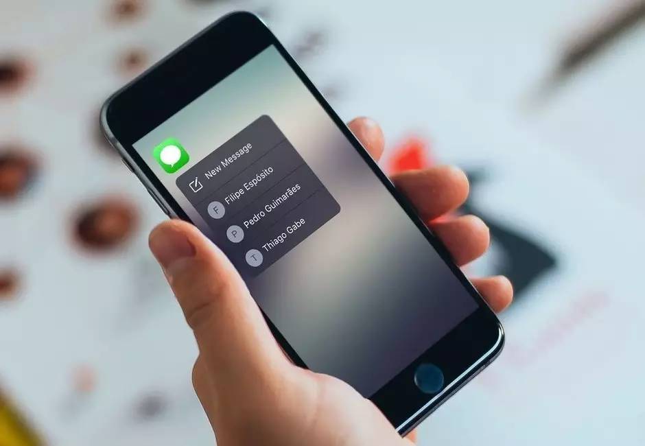 iPhone为何仅连接WiFi才能进行系统更新?背后原理是什么? 第1张 iPhone为何仅连接WiFi才能进行系统更新?背后原理是什么? 第1张
