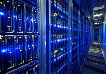IBM出售服务器背后,是战略调整还是市场压力?其未来布局何在? 第2张 IBM出售服务器背后,是战略调整还是市场压力?其未来布局何在? 第2张