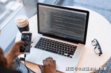 为何电脑必须登网?其背后原因与影响探究? 第2张 为何电脑必须登网?其背后原因与影响探究? 第2张