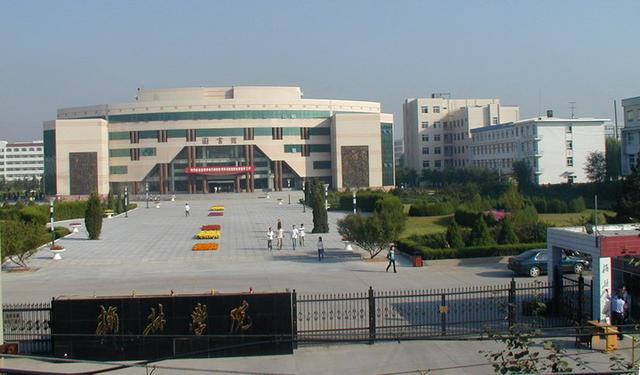 榆林学院官方网站域名是啥?如何快速访问? 第3张 榆林学院官方网站域名是啥?如何快速访问? 第3张
