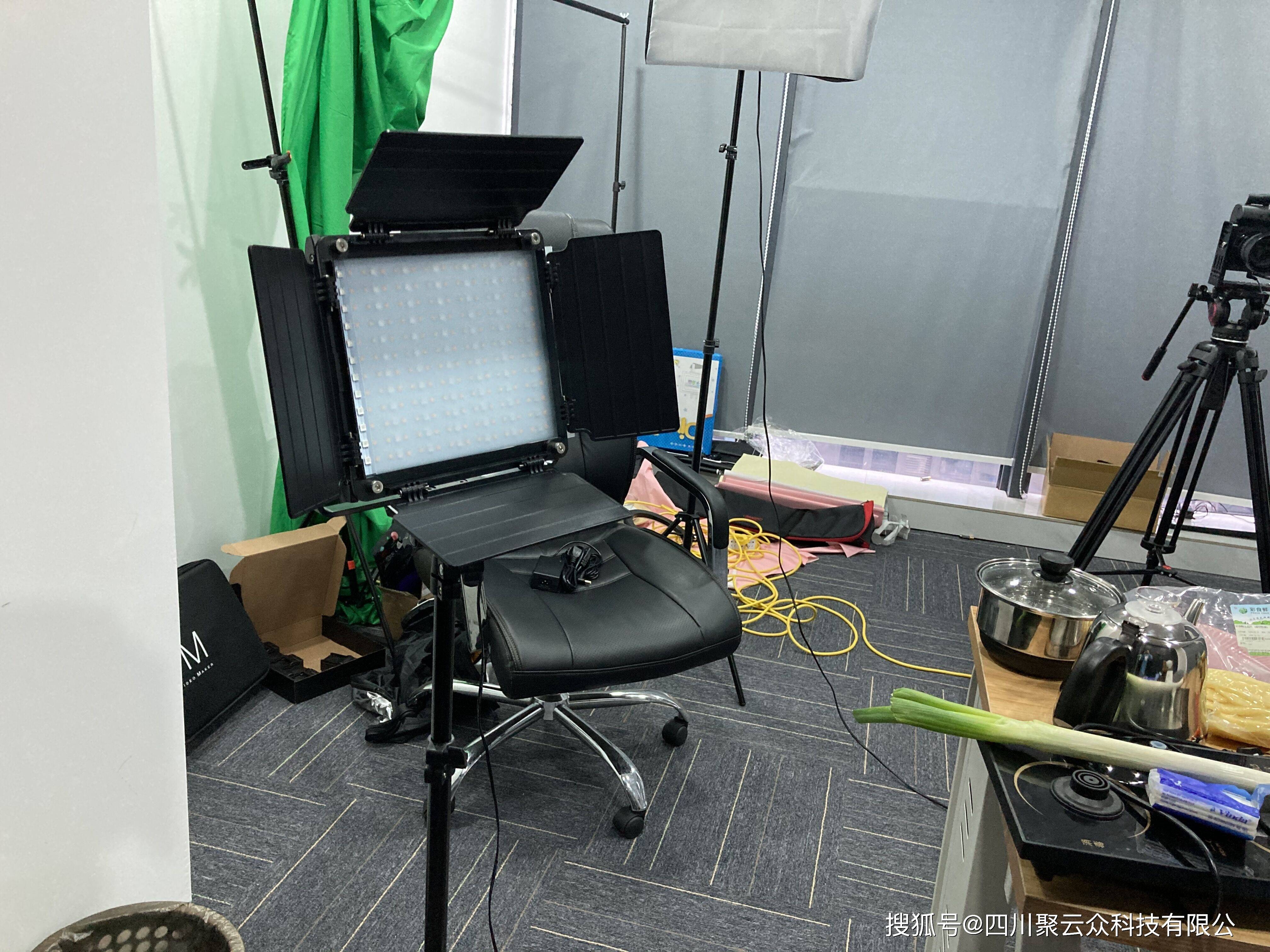 直播间配置清单?直播间设备怎么配 第1张 直播间配置清单?直播间设备怎么配 第1张