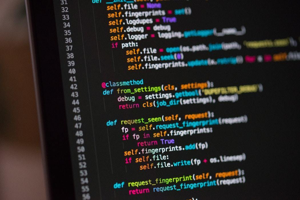 Java如何快速获取代码行数的高效方法？