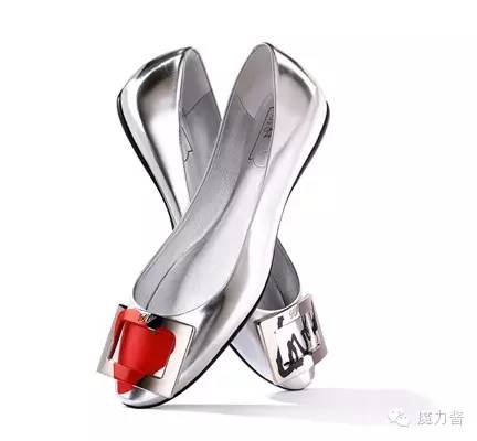 鞋扣商标的独特性如何体现?其在品牌建设中的重要性是什么? 第2张 鞋扣商标的独特性如何体现?其在品牌建设中的重要性是什么? 第2张