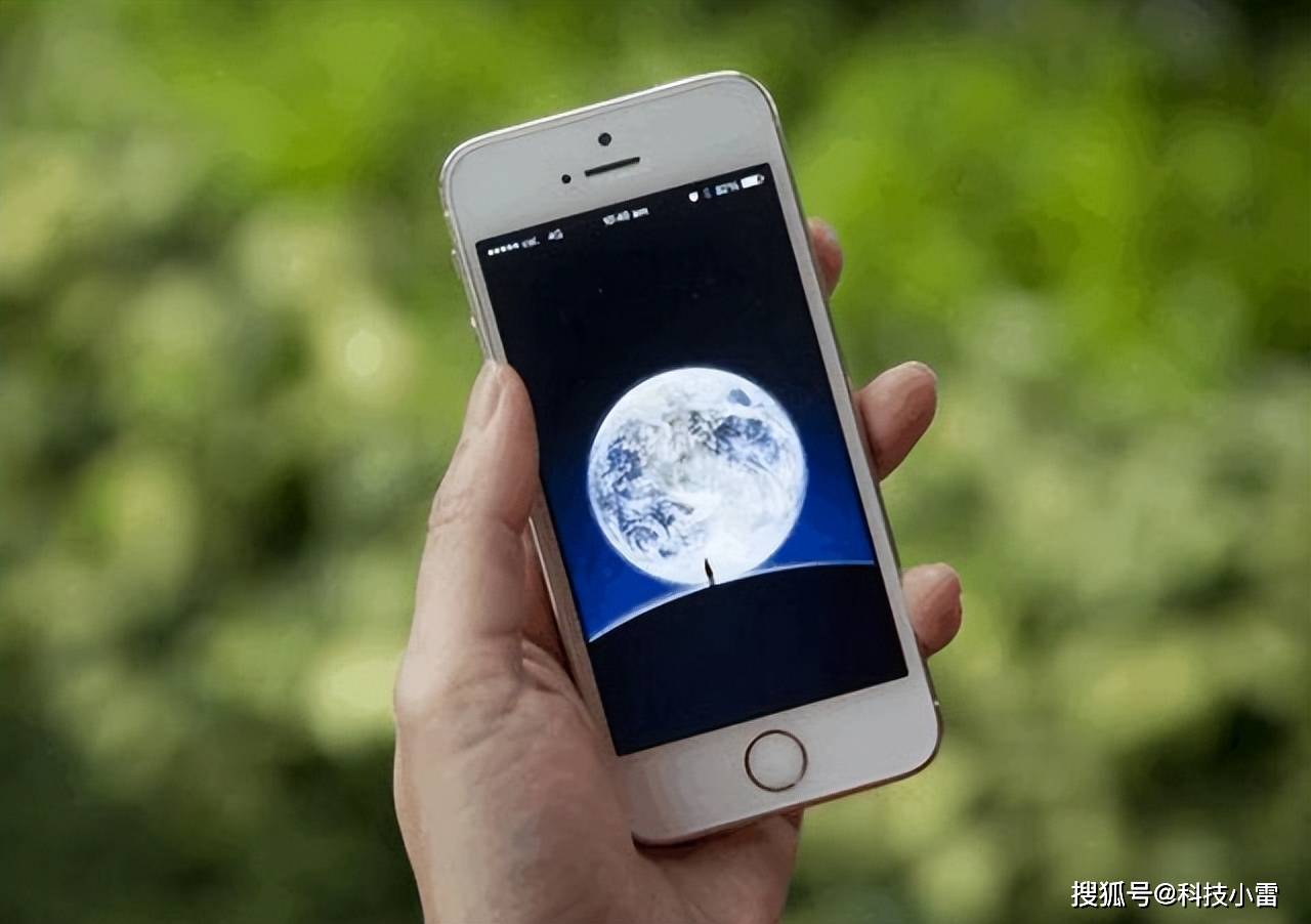苹果微信突然发摄像功能,背后原因和用途究竟是什么? 第2张 苹果微信突然发摄像功能,背后原因和用途究竟是什么? 第2张