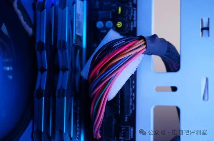 服务器机箱风扇为何在运行中频繁发出异常噪音?如何解决? 第2张 服务器机箱风扇为何在运行中频繁发出异常噪音?如何解决? 第2张