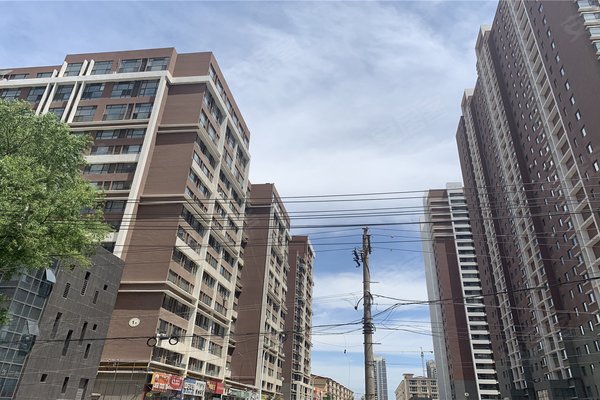 呼图壁金域名门哪个社区更宜居?性价比如何?配套设施完善吗? 第2张 呼图壁金域名门哪个社区更宜居?性价比如何?配套设施完善吗? 第2张