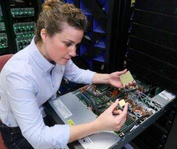 IBM服务器为何功耗如此之高?背后原因是什么? 第2张 IBM服务器为何功耗如此之高?背后原因是什么? 第2张
