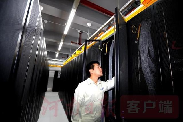 河南郑州服务器,为何成为数据中心布局的新宠?揭秘其独特优势! 第3张 河南郑州服务器,为何成为数据中心布局的新宠?揭秘其独特优势! 第3张