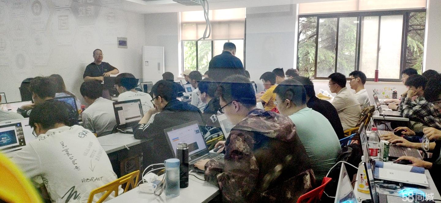 广州哪里可以学移动应用开发?零基础转行学编程要多少钱 第1张 广州哪里可以学移动应用开发?零基础转行学编程要多少钱 第1张