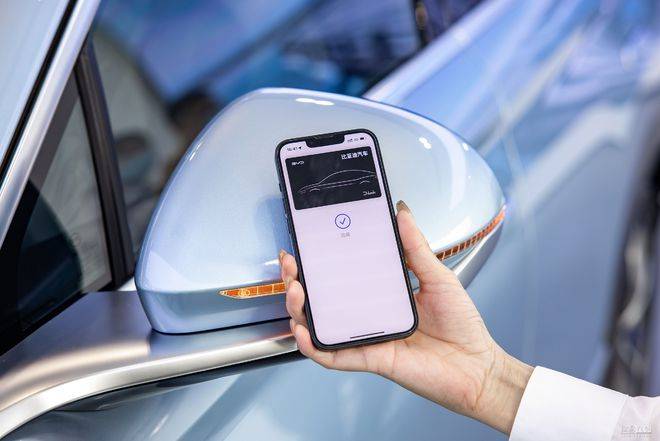 iPhone为何无法与小米手环成功连接?技术壁垒还是兼容性问题? 第3张 iPhone为何无法与小米手环成功连接?技术壁垒还是兼容性问题? 第3张