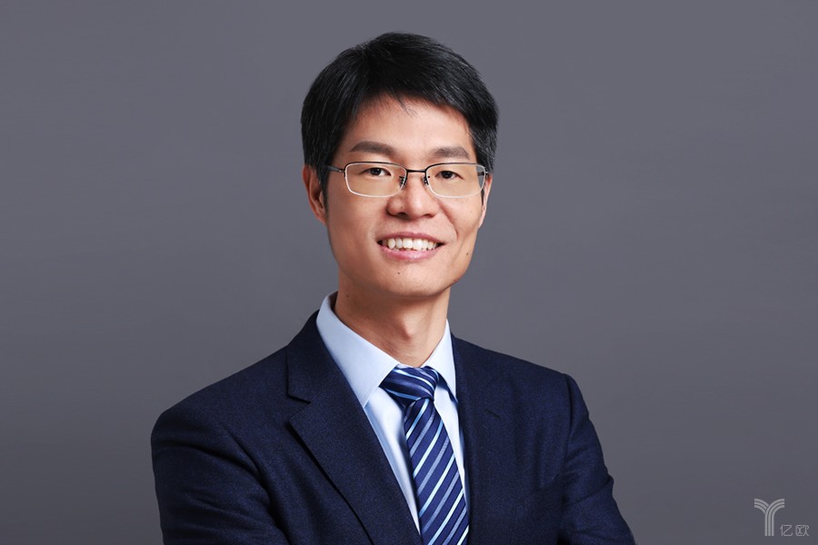公有云方国伟揭秘,方国伟在公有云领域的具体贡献与影响是什么? 第3张 公有云方国伟揭秘,方国伟在公有云领域的具体贡献与影响是什么? 第3张
