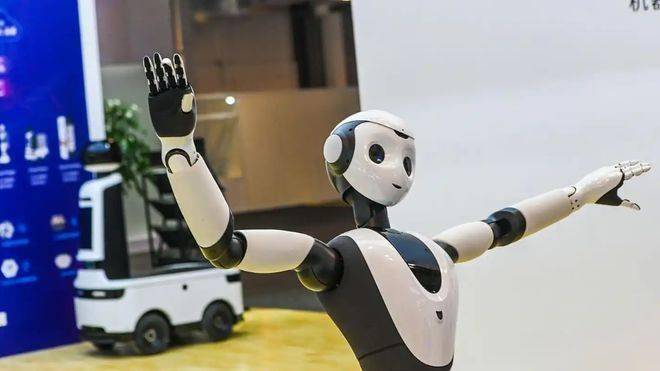 华为服务机器人真的是机器人吗，值得买吗？