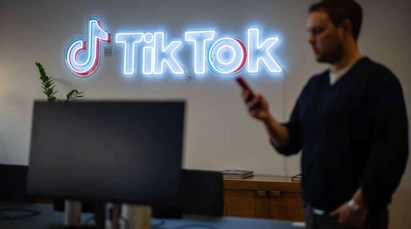 阿里云英国伦敦轻量应用服务器测评,解锁TikTok/AI,建议网络中转