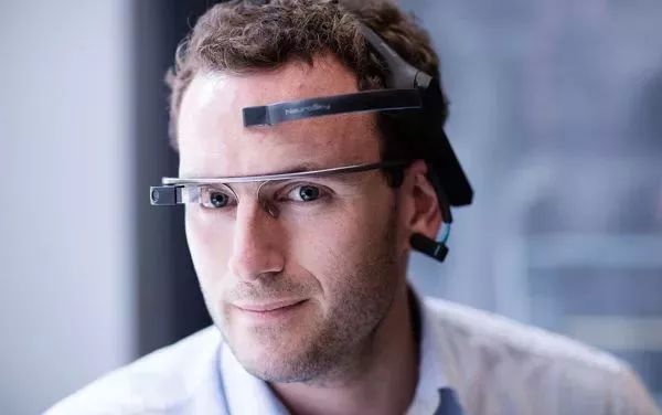 歌谷增强现实眼镜何时开卖?AR眼镜哪款性价比高 第2张 歌谷增强现实眼镜何时开卖?AR眼镜哪款性价比高 第2张