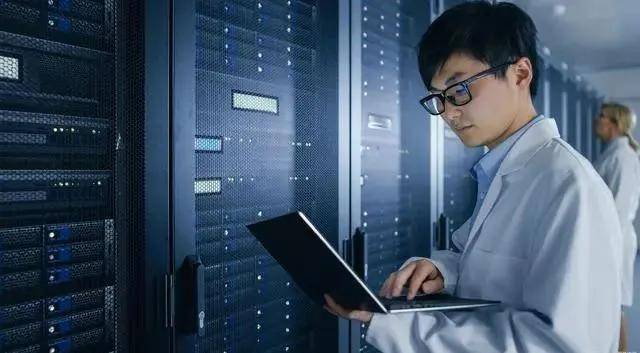 公有云技术服务工程师究竟承担哪些具体工作职责?揭秘工作内容与挑战! 第2张 公有云技术服务工程师究竟承担哪些具体工作职责?揭秘工作内容与挑战! 第2张