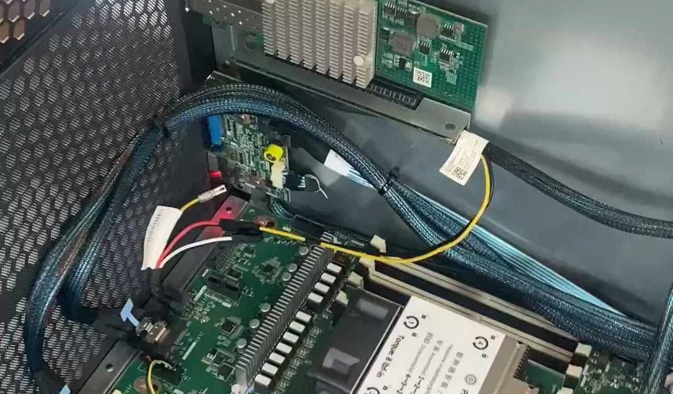 服务器电源改装后,性能提升还是稳定性下降?探讨改装后的疑虑与解决方案 第1张 服务器电源改装后,性能提升还是稳定性下降?探讨改装后的疑虑与解决方案 第1张