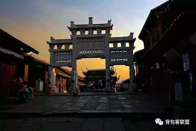 贵阳市VPS报价一个月多少钱，哪家便宜又稳定？