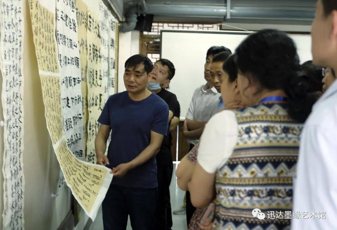 大模型预训练怎么避免 loss spike,大模型训练Loss突增原因及解决方案