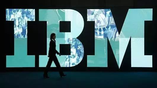 ibm 高端服务器为何在业界备受瞩目?揭秘其技术优势与市场表现之谜? 第2张 ibm 高端服务器为何在业界备受瞩目?揭秘其技术优势与市场表现之谜? 第2张
