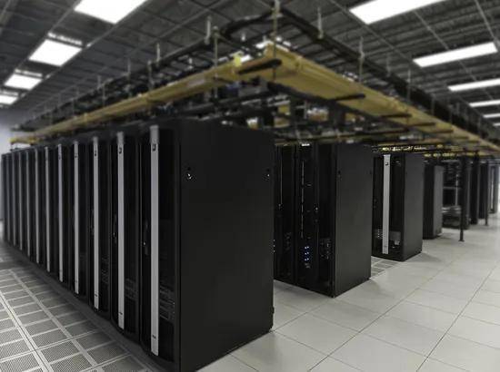 遨游主机:香港云地机房VPS测评,100Mbps带宽直连大陆,支持Windows