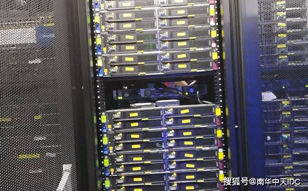 tmhhost:美国cn2 gia+联通AS9929独立服务器,带高防保护,低至700元/月,e3-1230v5/16gDDR4/1T硬盘/30M带宽/5个IP,