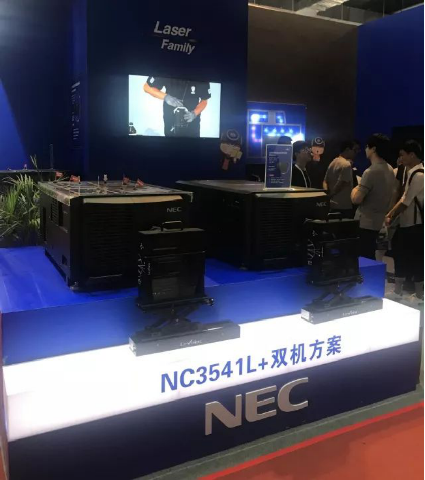 friendhosting:2022年夏季VPS全场10个机房一律4.5折优惠,不限流量,低至8欧元/半年