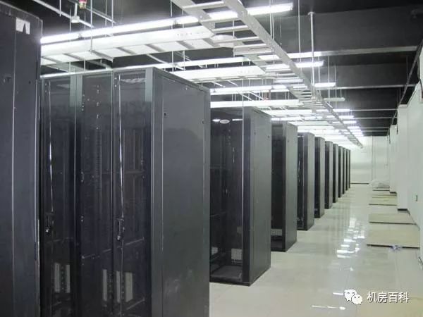 cstserver:高配置/大带宽,香港/洛杉矶/圣何塞机房,VPS低至$2.49/月、裸金属服务器$15/月、独服$40/月、多站$475/月